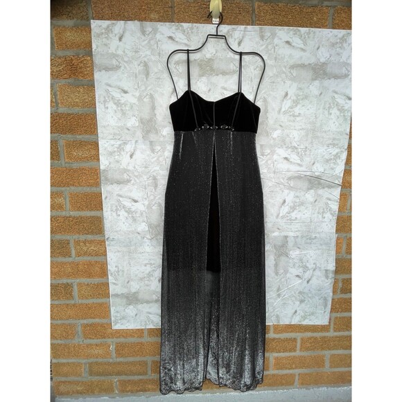 Blondie Nites Vintage 90s Gown - Glamorous Black Velvet & Silver Shimmer Maxi - Picture 3 of 11